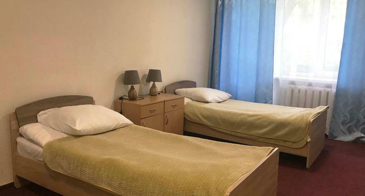 Kozatsky On Antonova Hotell Kiev Exteriör bild